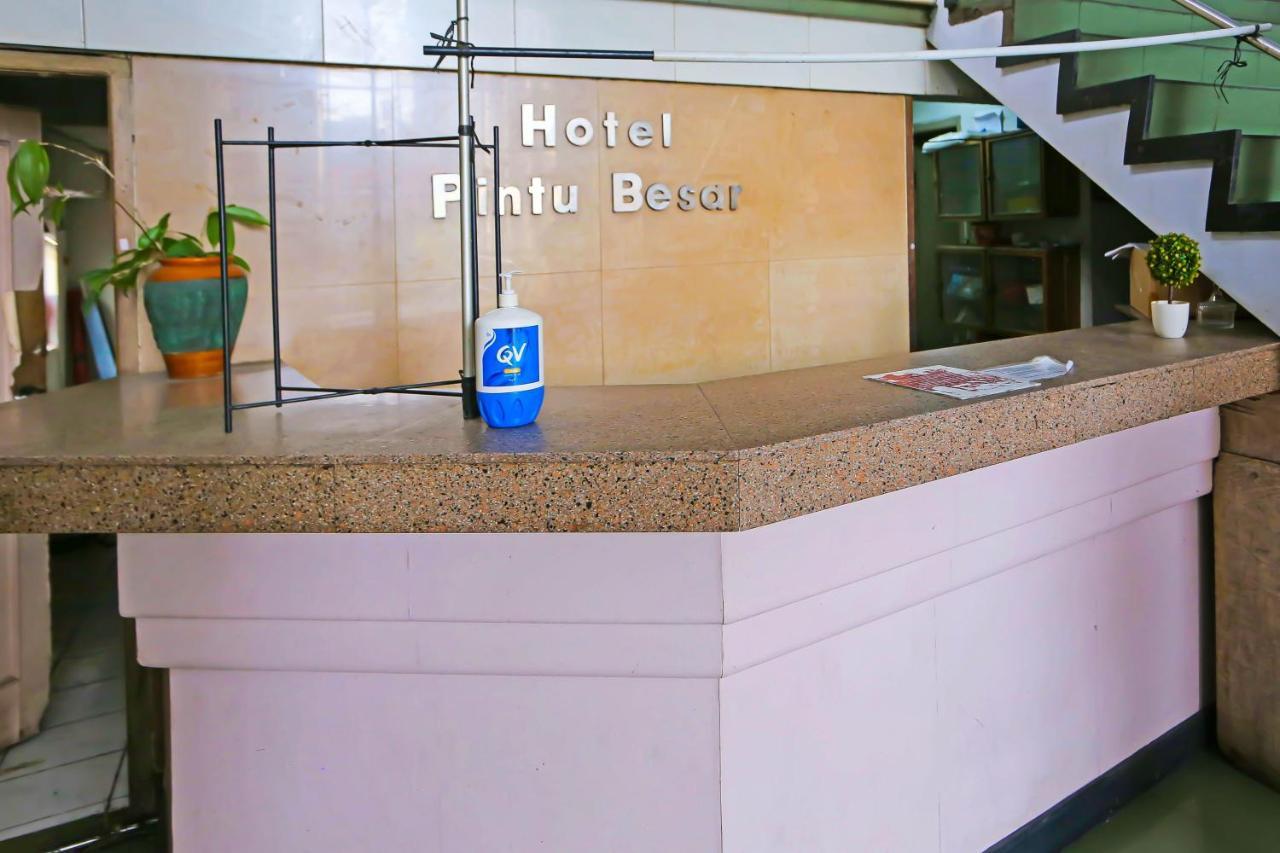 Collection O 92739 Hotel Pintu Besar Jakarta Luaran gambar
