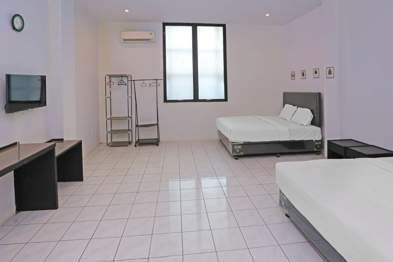 Collection O 92739 Hotel Pintu Besar Jakarta Luaran gambar