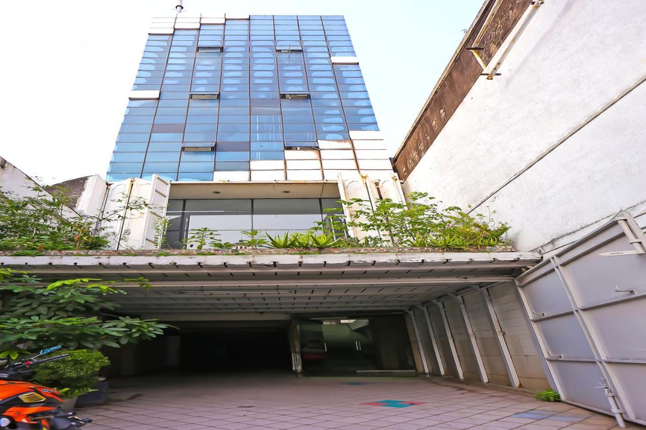 Collection O 92739 Hotel Pintu Besar Jakarta Luaran gambar