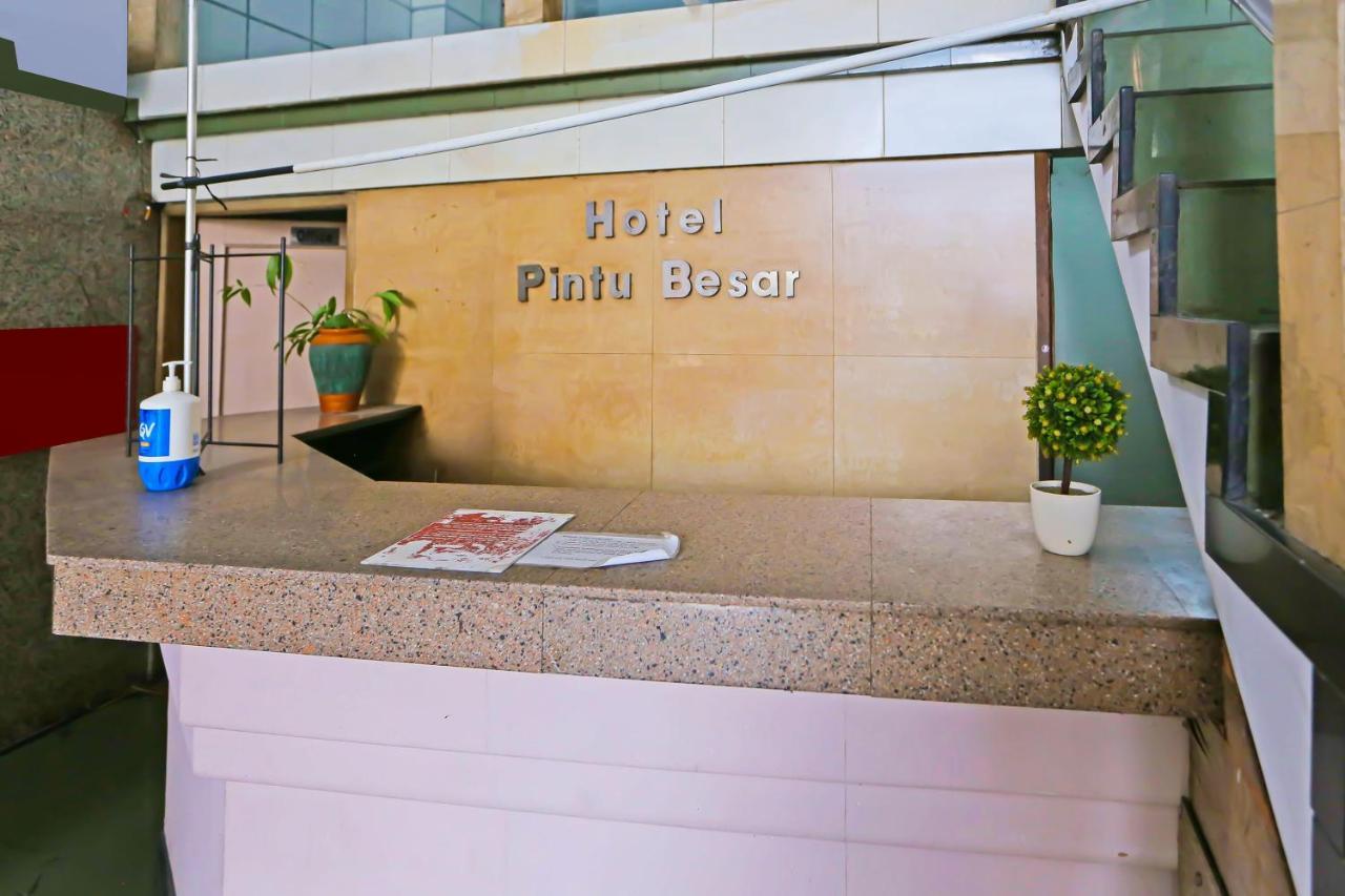 Collection O 92739 Hotel Pintu Besar Jakarta Luaran gambar